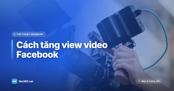 Người sáng tạo cầm máy quay để làm video