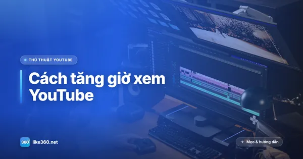 Người sáng tạo dựng video tại bàn làm việc với máy tính